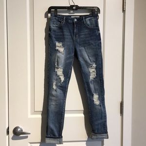 Destroyed jeans